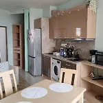 Apartment Sunny Warna